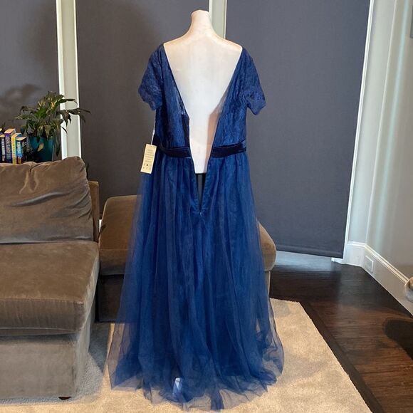 Women’s Blue Full Length Tulle & Lace Sort Sleeve Bridesmaid Dress Size XL NWT - Picture 6 of 9